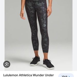 Lululemon Wunder Train HR 25” Foil Pattern. Size 6.